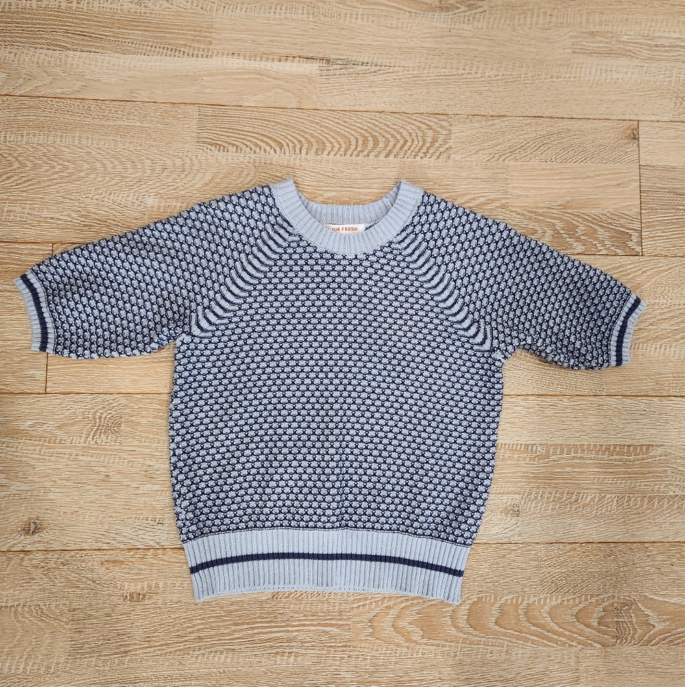 Blue and White Knit Short Sleeve Sweater - Picture 2 of 3